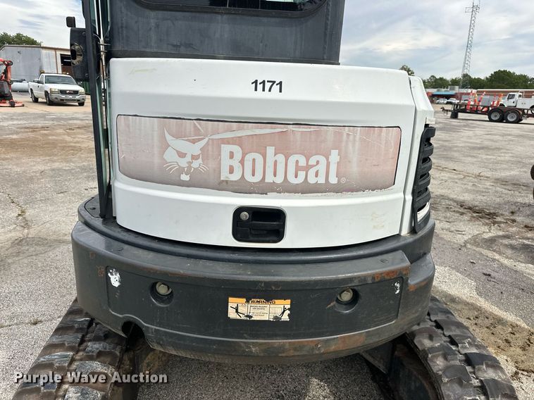 image for item EK0045 2012 Bobcat  E35 mini excavator