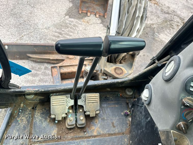 image for item EK0045 2012 Bobcat  E35 mini excavator