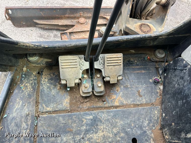 image for item EK0045 2012 Bobcat  E35 mini excavator