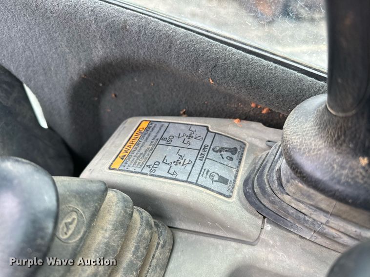 image for item EK0045 2012 Bobcat  E35 mini excavator