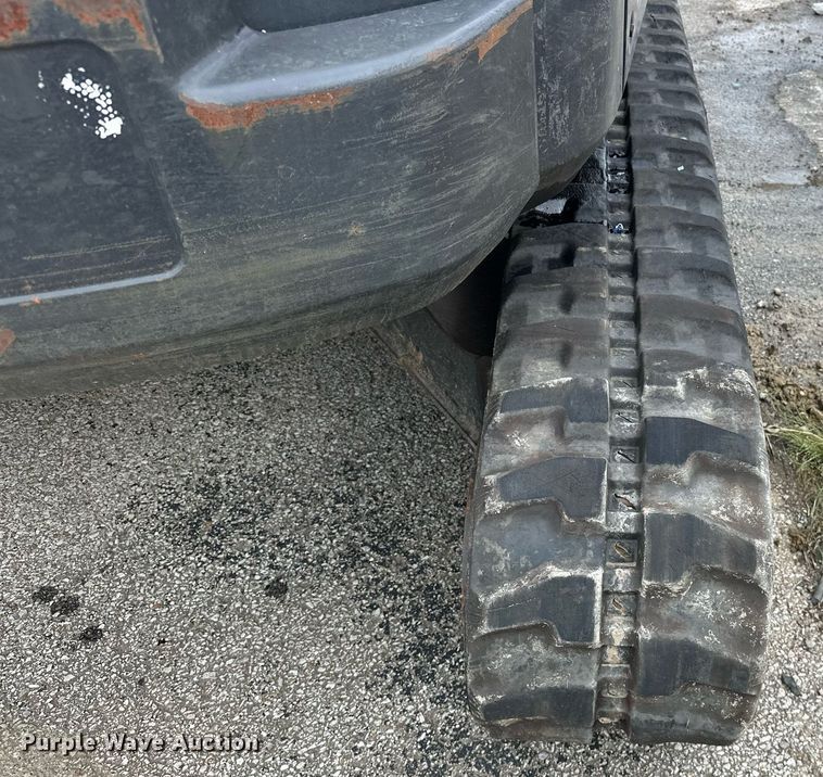 image for item EK0045 2012 Bobcat  E35 mini excavator