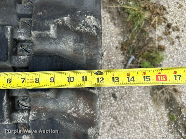 image for item EK0045 2012 Bobcat  E35 mini excavator