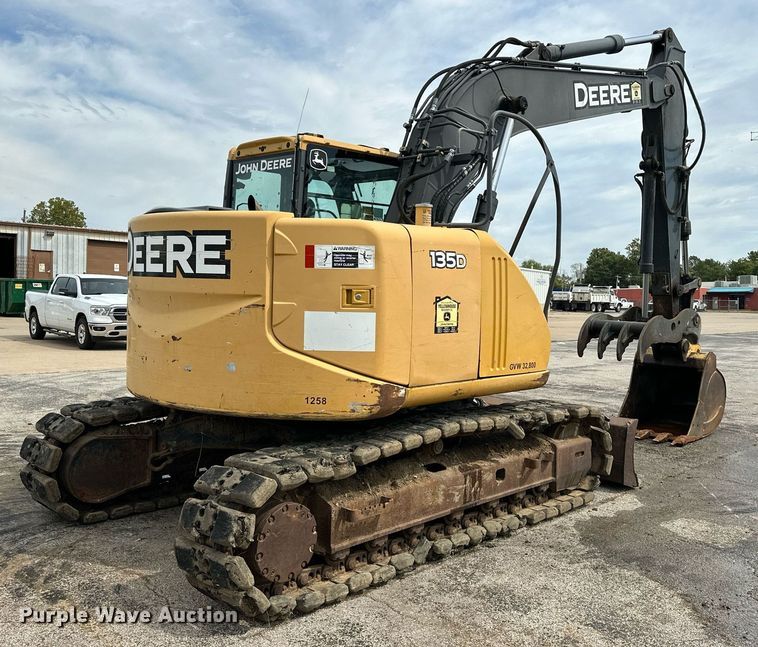 image for item EK0046 2012 John Deere FF135DX excavator