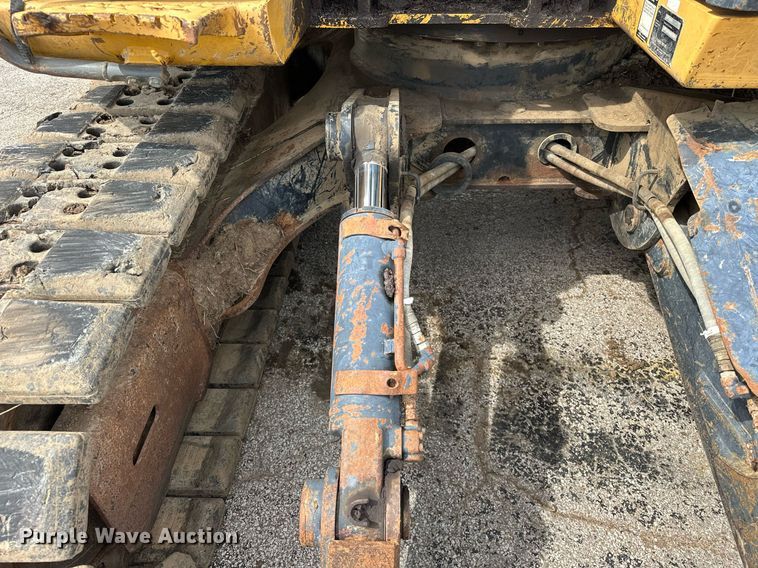 image for item EK0046 2012 John Deere FF135DX excavator