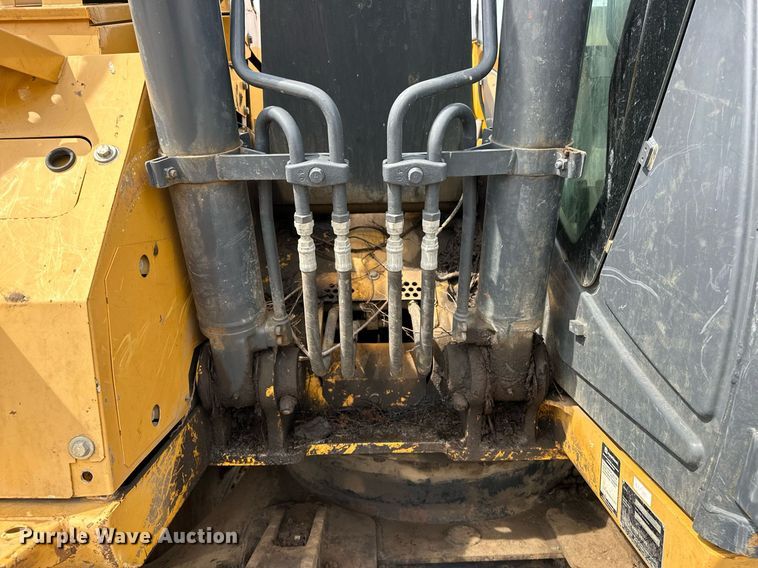 image for item EK0046 2012 John Deere FF135DX excavator