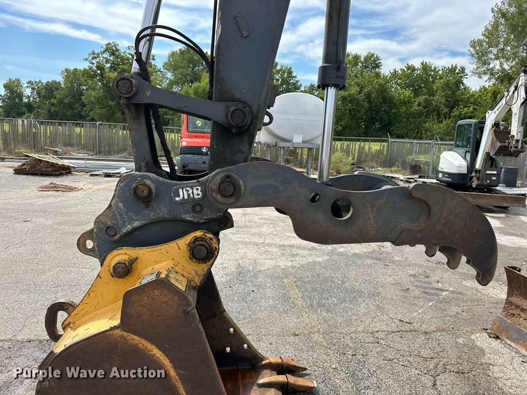 image for item EK0046 2012 John Deere FF135DX excavator