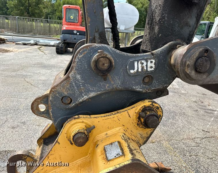 image for item EK0046 2012 John Deere FF135DX excavator