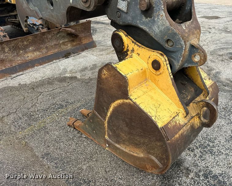 image for item EK0046 2012 John Deere FF135DX excavator