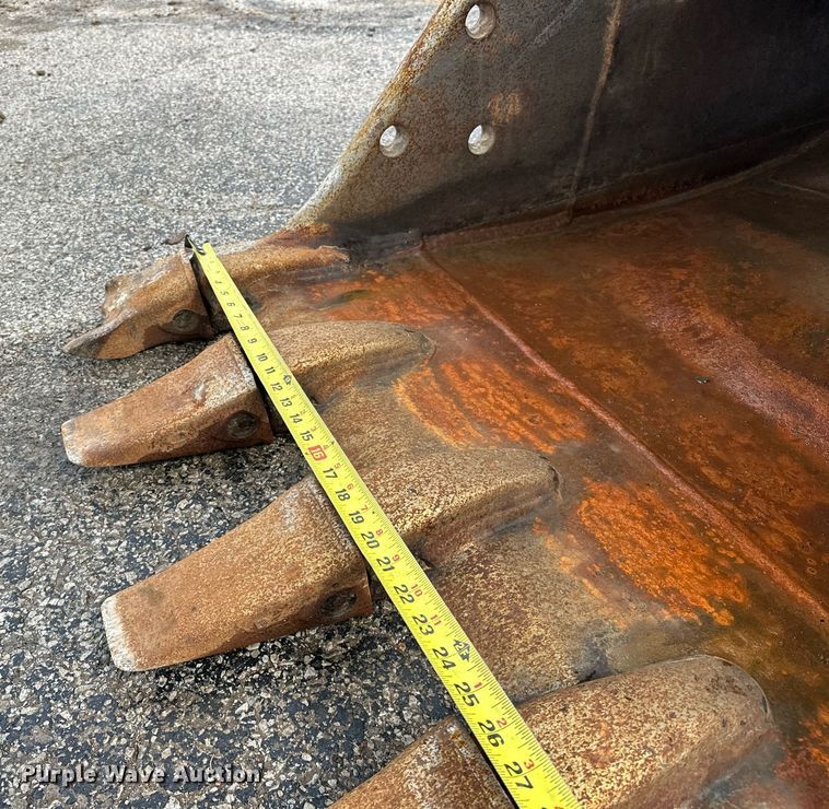 image for item EK0046 2012 John Deere FF135DX excavator