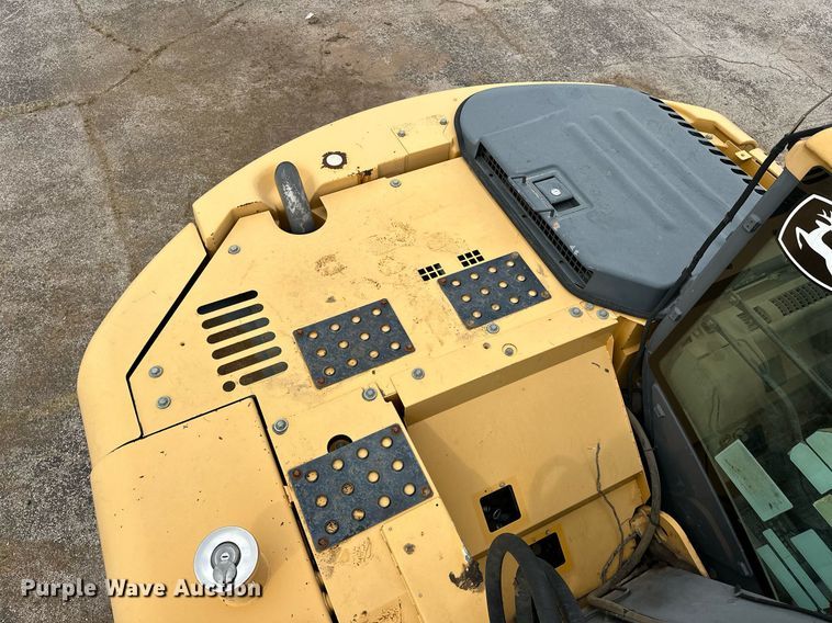 image for item EK0046 2012 John Deere FF135DX excavator