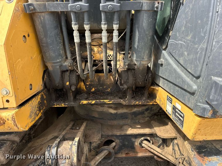 image for item EK0046 2012 John Deere FF135DX excavator