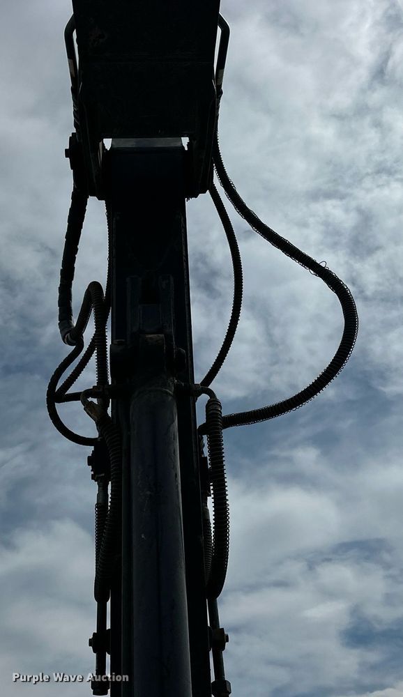 image for item EK0046 2012 John Deere FF135DX excavator