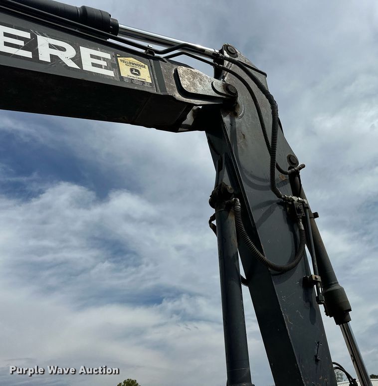 image for item EK0046 2012 John Deere FF135DX excavator