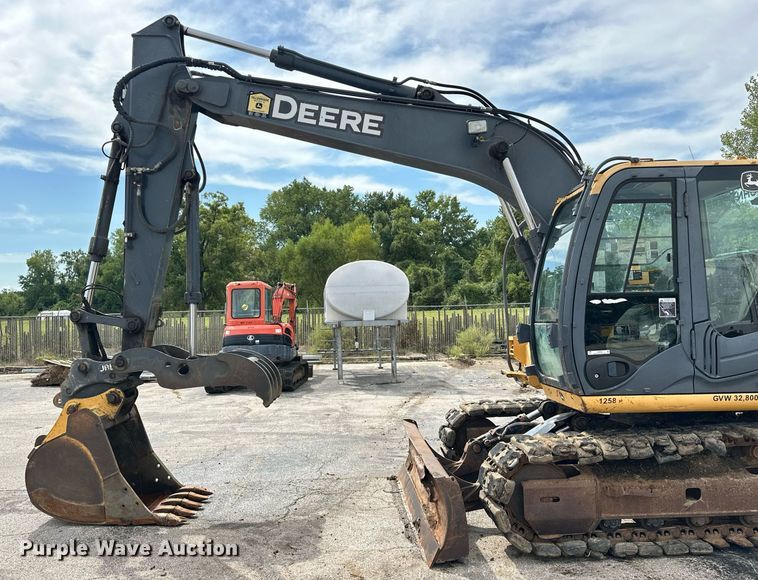 image for item EK0046 2012 John Deere FF135DX excavator