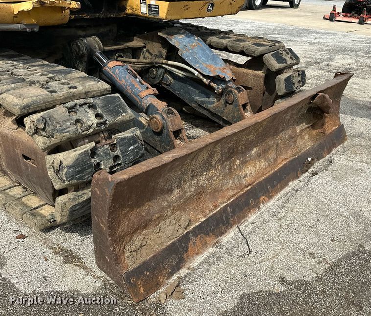 image for item EK0046 2012 John Deere FF135DX excavator