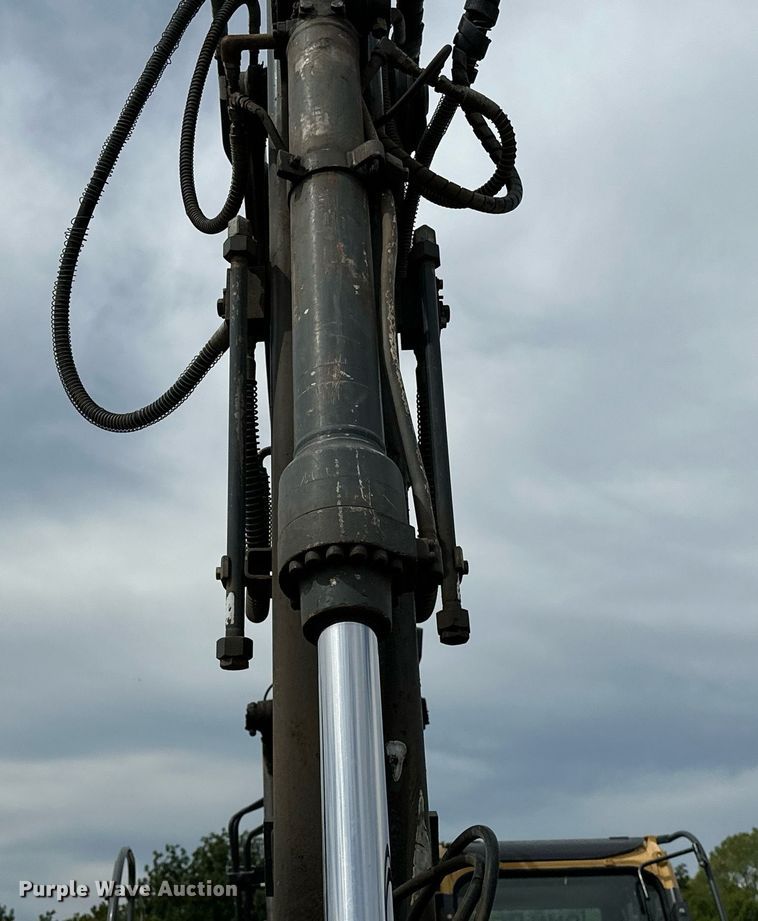 image for item EK0046 2012 John Deere FF135DX excavator