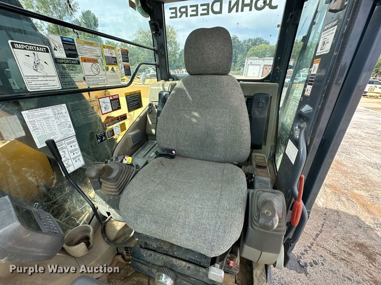 image for item EK0046 2012 John Deere FF135DX excavator
