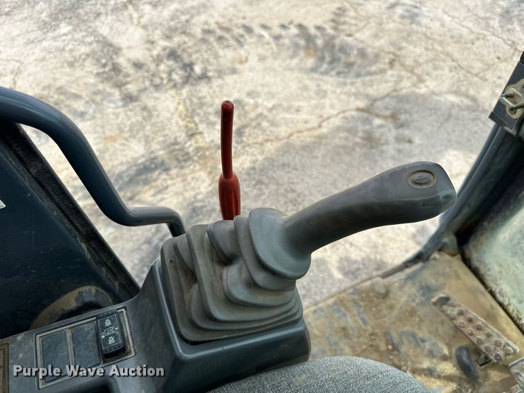 image for item EK0046 2012 John Deere FF135DX excavator