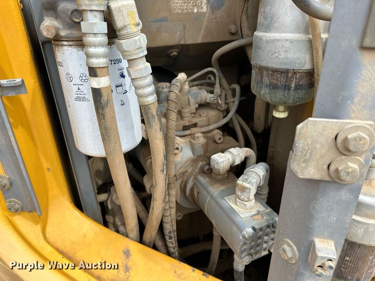 image for item EK0046 2012 John Deere FF135DX excavator