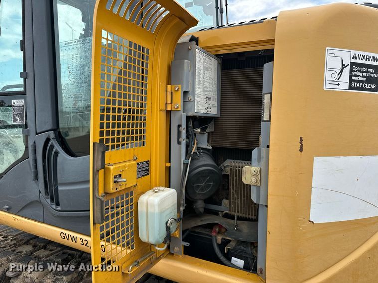 image for item EK0046 2012 John Deere FF135DX excavator