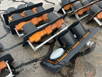 image for item EK0048 (4) traffic lights 