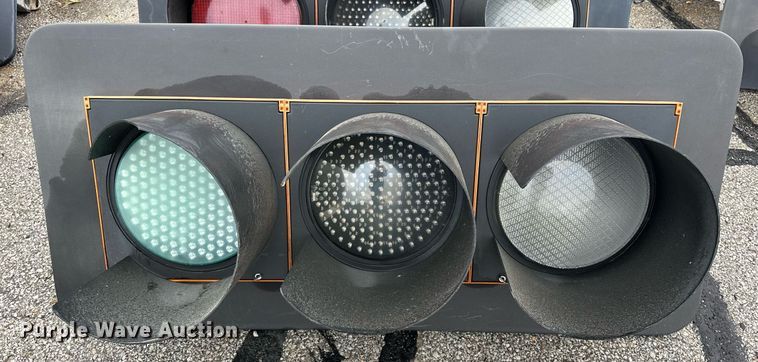 image for item EK0048 (4) traffic lights 