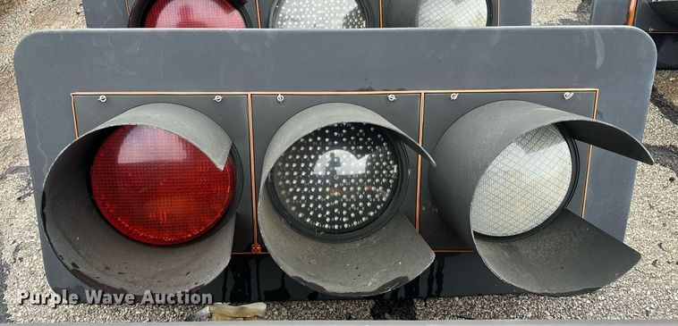 image for item EK0048 (4) traffic lights 