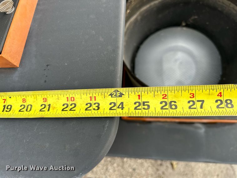 image for item EK0049 (4) traffic lights 