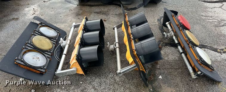 image for item EK0050 (4) traffic lights 