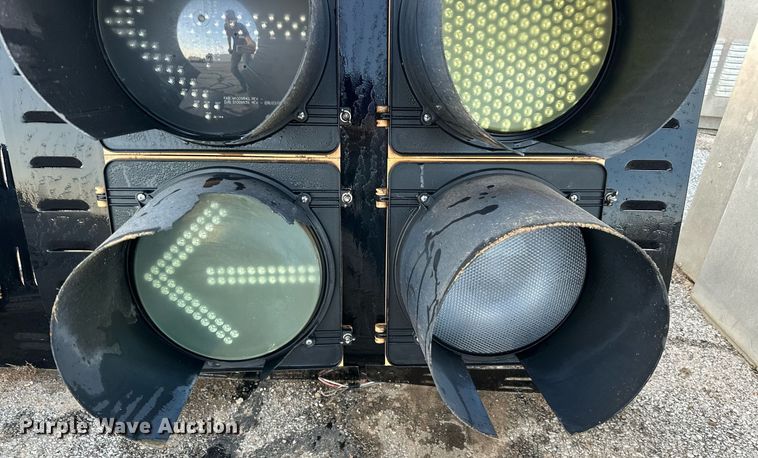 image for item EK0051 (2) traffic lights 