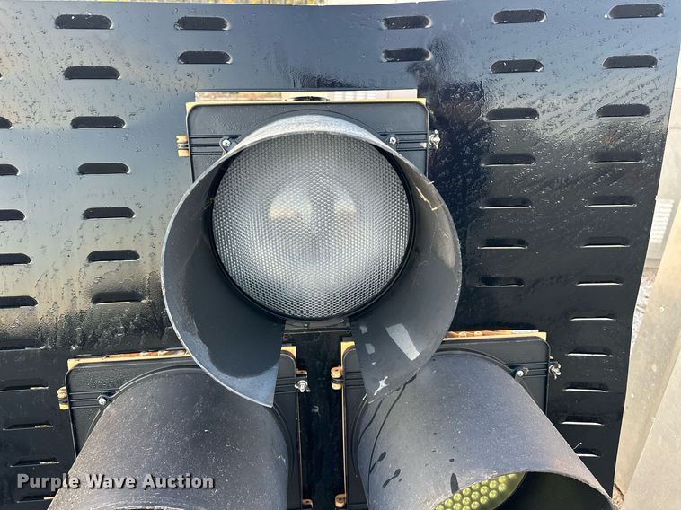 image for item EK0051 (2) traffic lights 