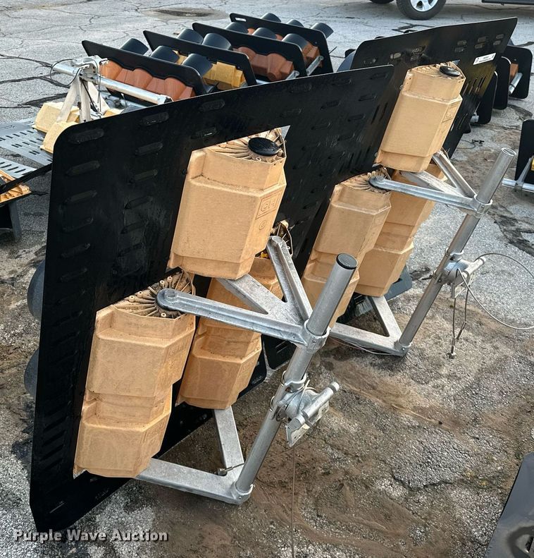 image for item EK0052 (2) traffic lights 