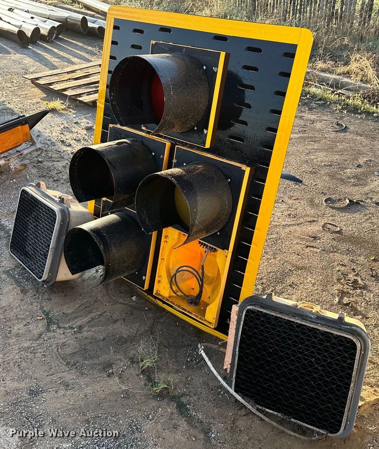 image for item EK0054 Road safety equipment