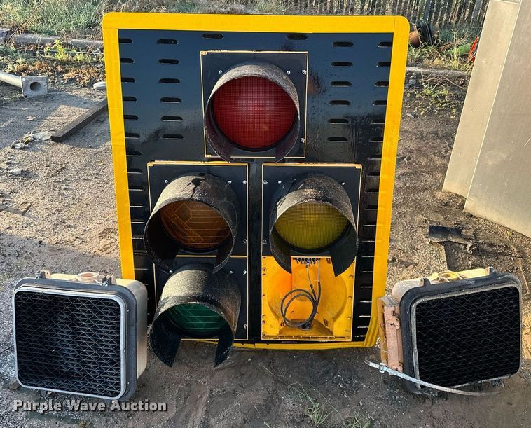 image for item EK0054 Road safety equipment