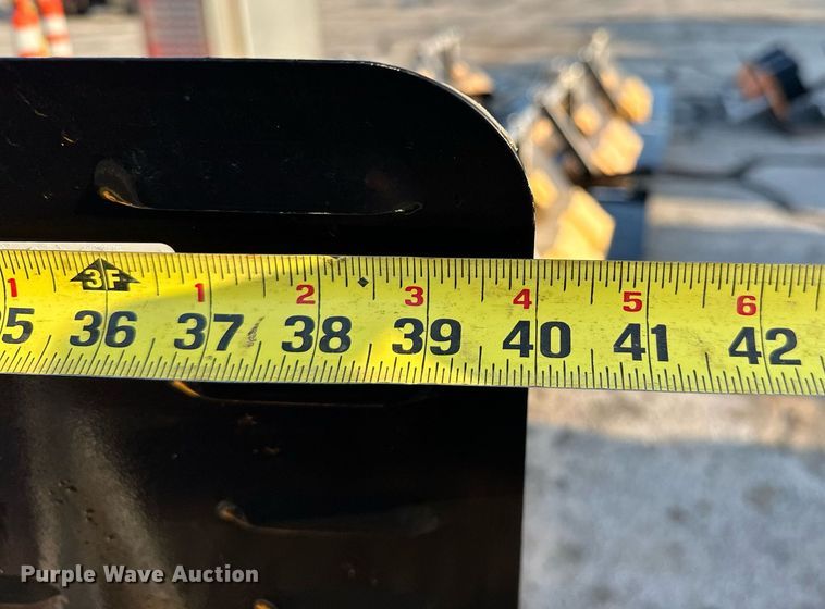 image for item EK0054 Road safety equipment