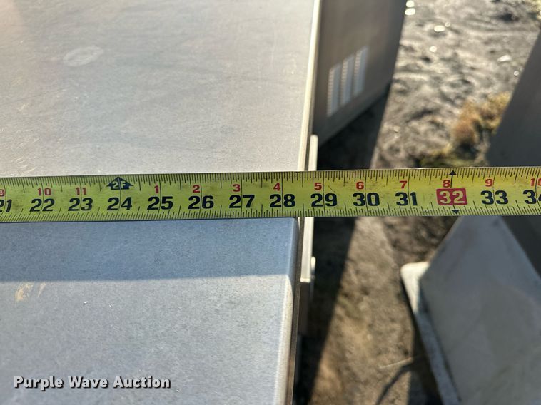 image for item EK0058 (5) traffic control panels 