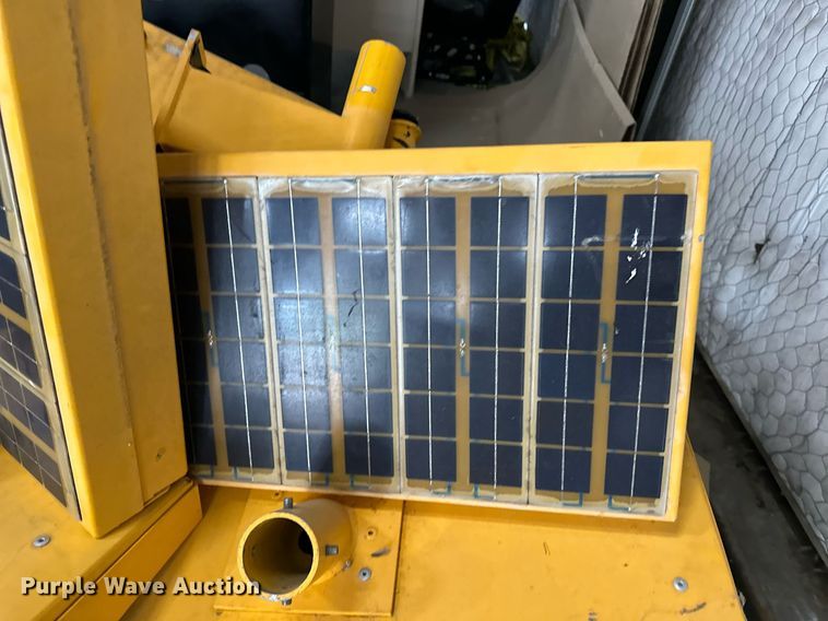 image for item EK0064 Road safety equipment