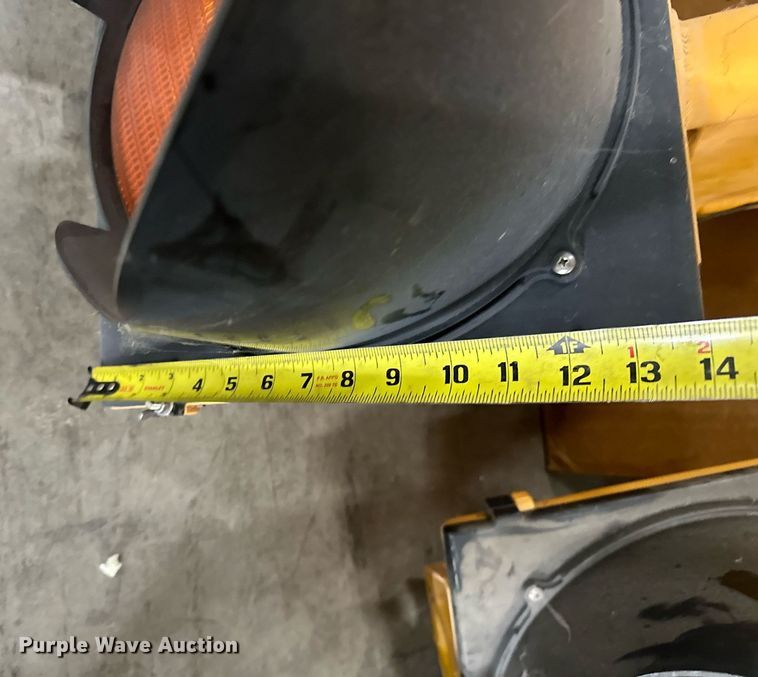 image for item EK0064 Road safety equipment