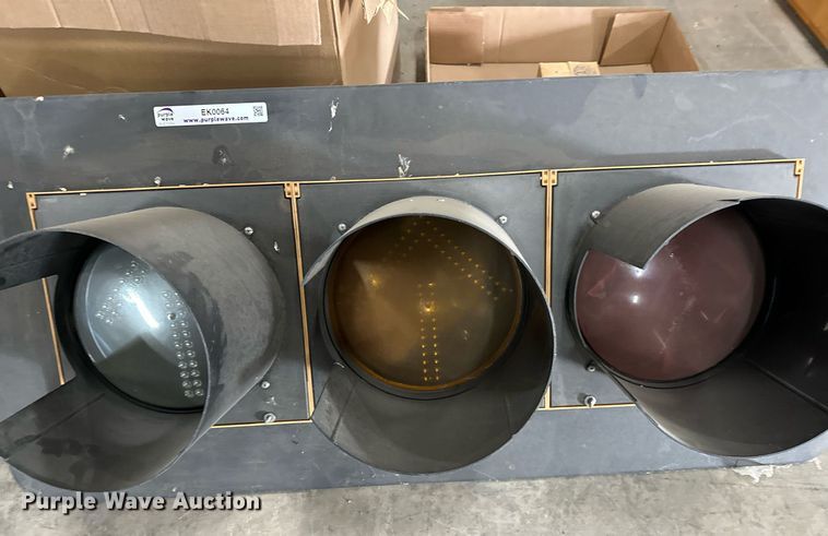 image for item EK0064 Road safety equipment