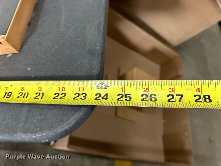 image for item EK0064 Road safety equipment