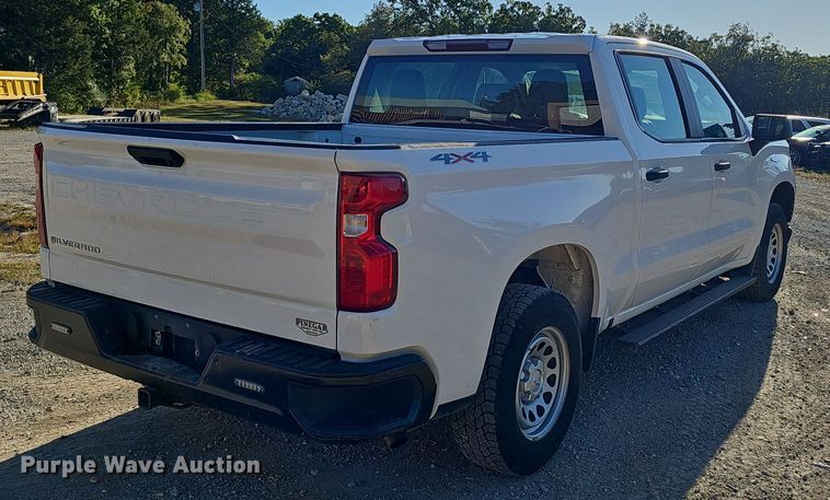 image for item EK0846 2020 Chevrolet  Silverado 1500 Crew Cab pickup truck