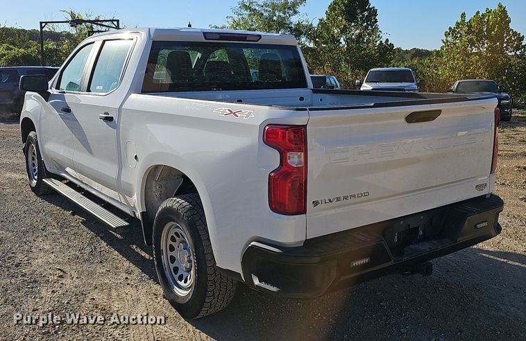 image for item EK0846 2020 Chevrolet  Silverado 1500 Crew Cab pickup truck