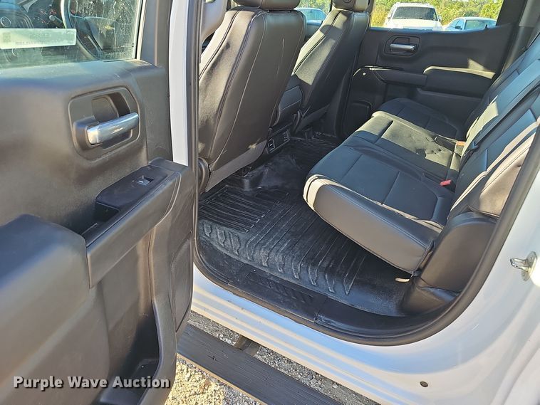 image for item EK0846 2020 Chevrolet  Silverado 1500 Crew Cab pickup truck