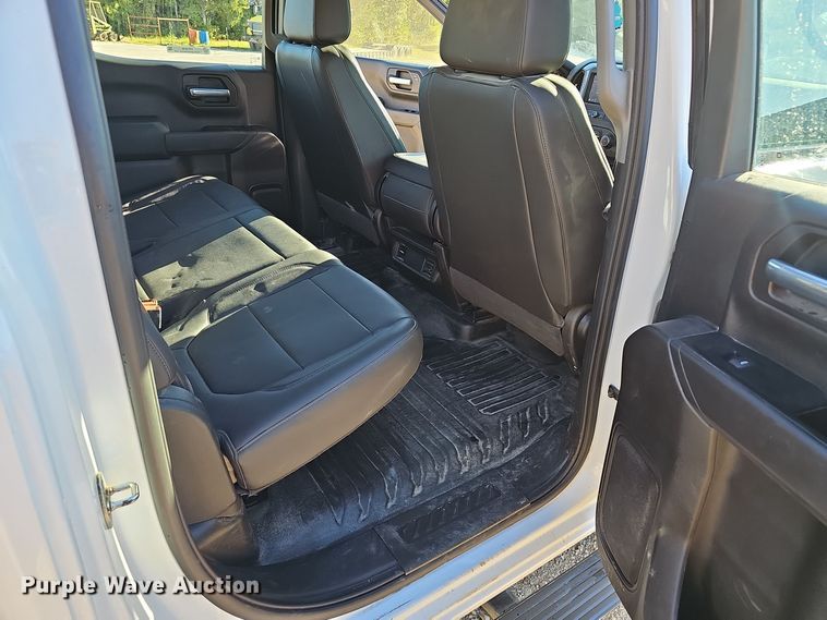 image for item EK0846 2020 Chevrolet  Silverado 1500 Crew Cab pickup truck