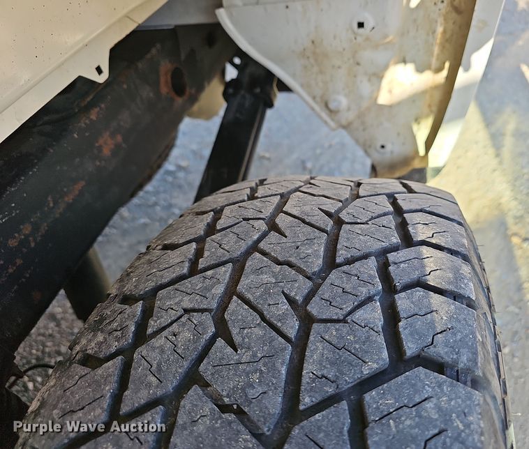 image for item EK0846 2020 Chevrolet  Silverado 1500 Crew Cab pickup truck