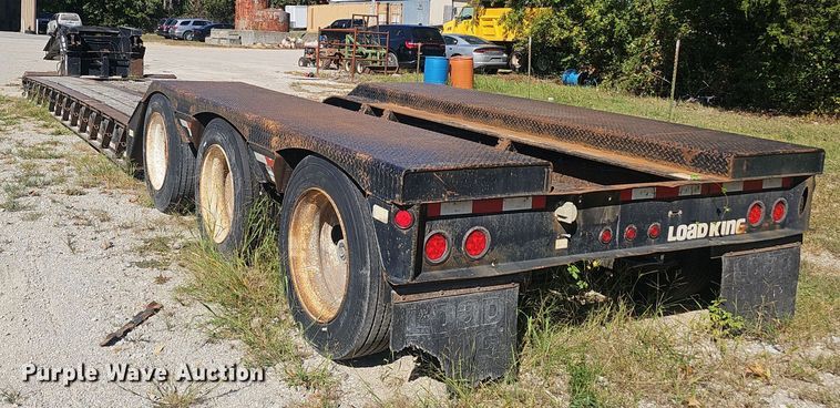 image for item EK0850 2002 CMI Load King 553 SS lowboy equipment trailer