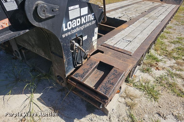 image for item EK0850 2002 CMI Load King 553 SS lowboy equipment trailer
