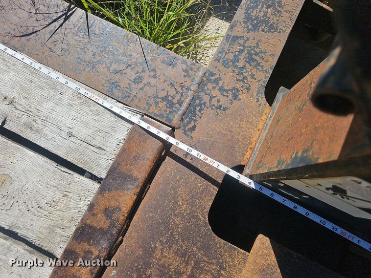 image for item EK0850 2002 CMI Load King 553 SS lowboy equipment trailer