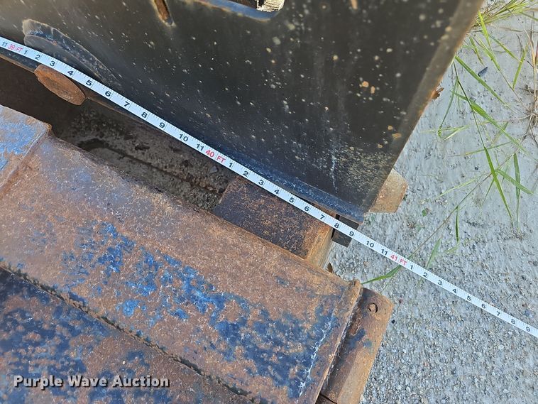 image for item EK0850 2002 CMI Load King 553 SS lowboy equipment trailer