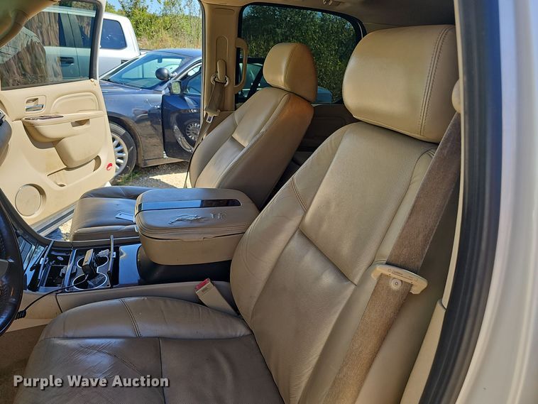 image for item EK0865 2010 Cadillac  Escalade SUV